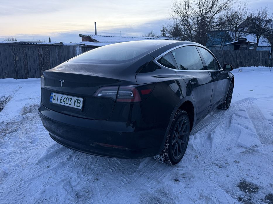 Tesla model 3 2019 Standart range +