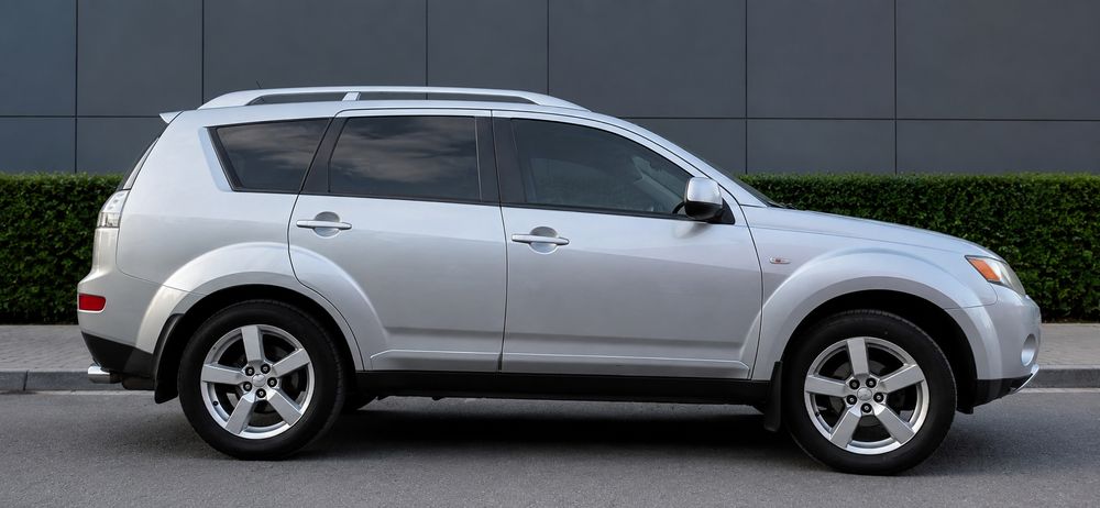 Продаю Mitsubishi Outlander 2008.