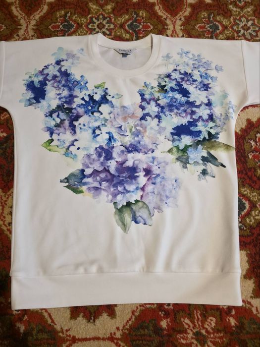 Подарую кофтинки, розмір 42-46