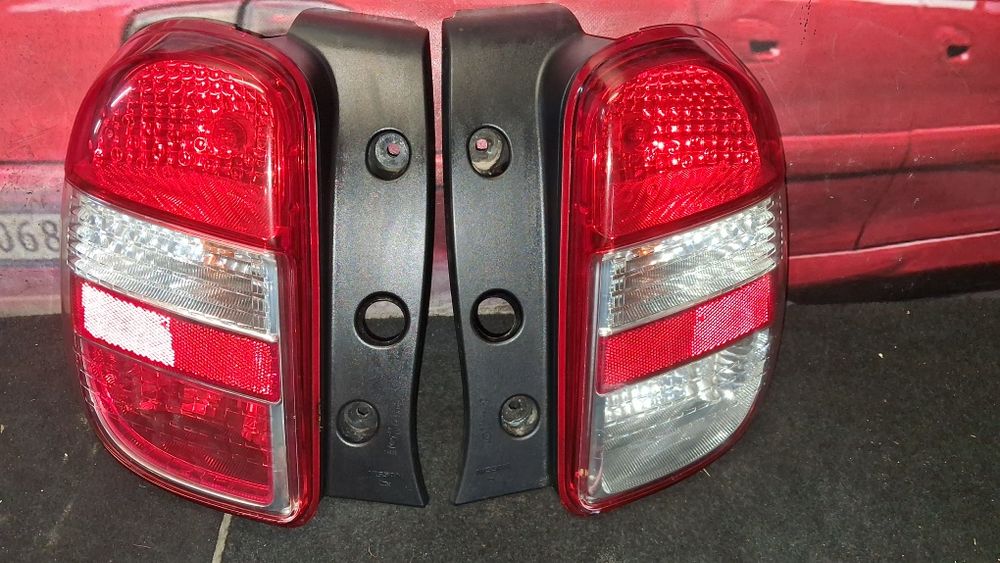 Стоп Габарит ліхтар лівий правий Nissan Micra k13 265551ha1b