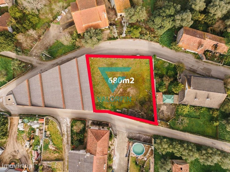 Terreno c/ 680m2 - Parracheira / Arrabal - LEIRIA