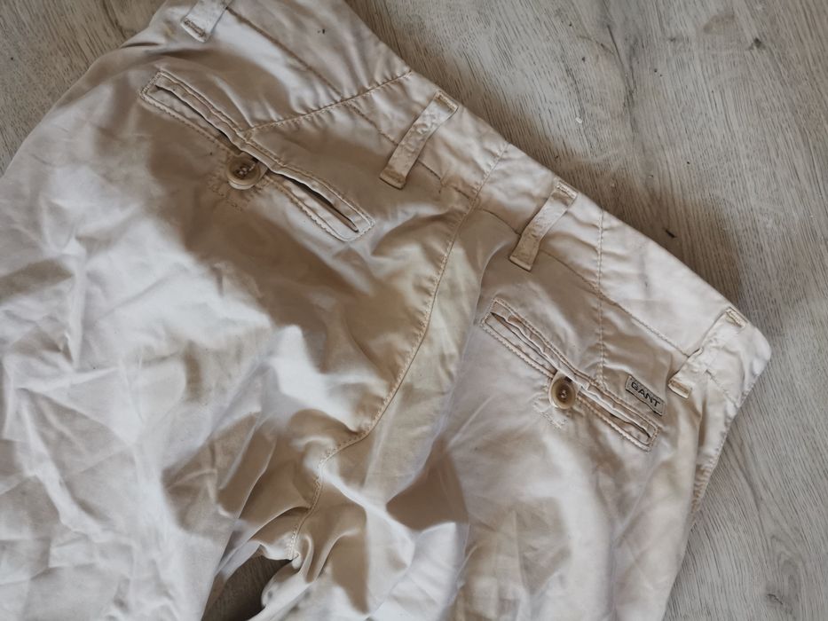 Spodnie damskie gant materiałowe nude beżowe chinosy r 34 gant