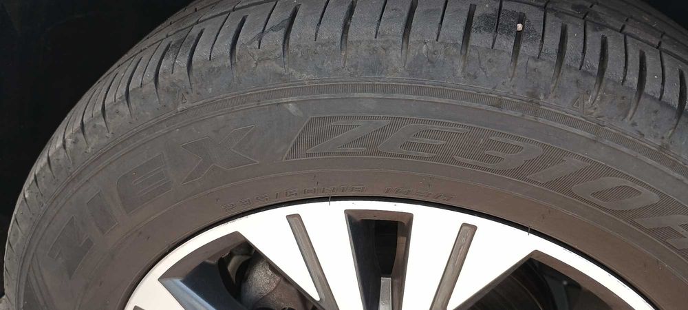 Шини літні R18 Ziex