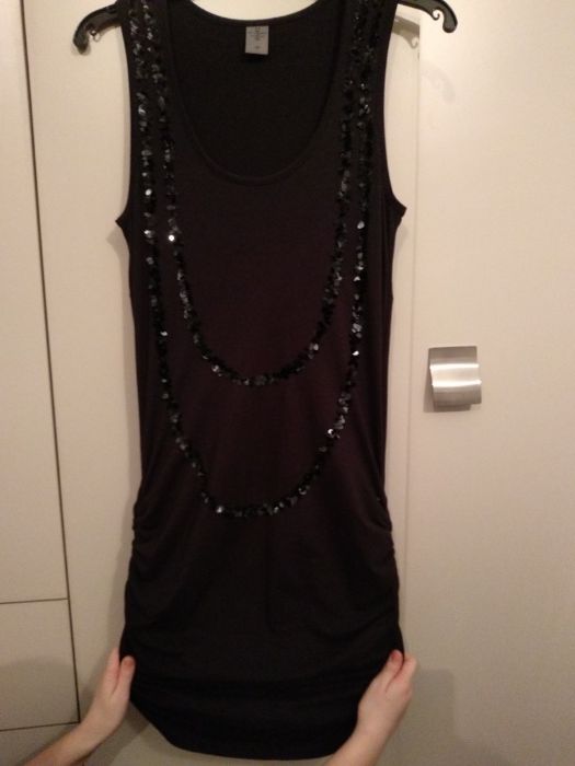 Sukienka ONLY z cekinami