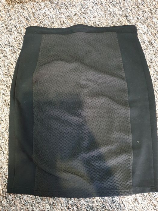 Spódnica czarna Reserved 38