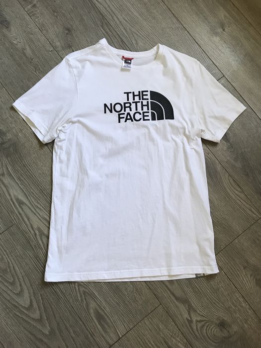 Футболка The North Face