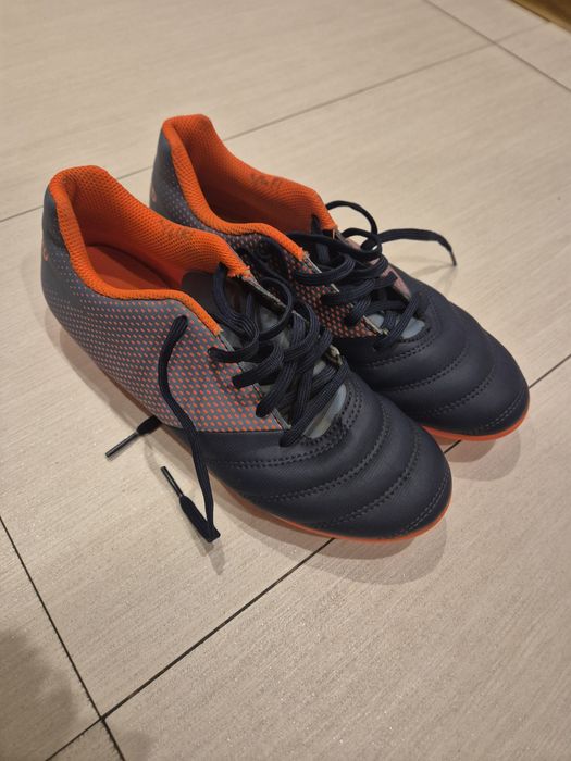 Korki  Kipsta rozmiar 37