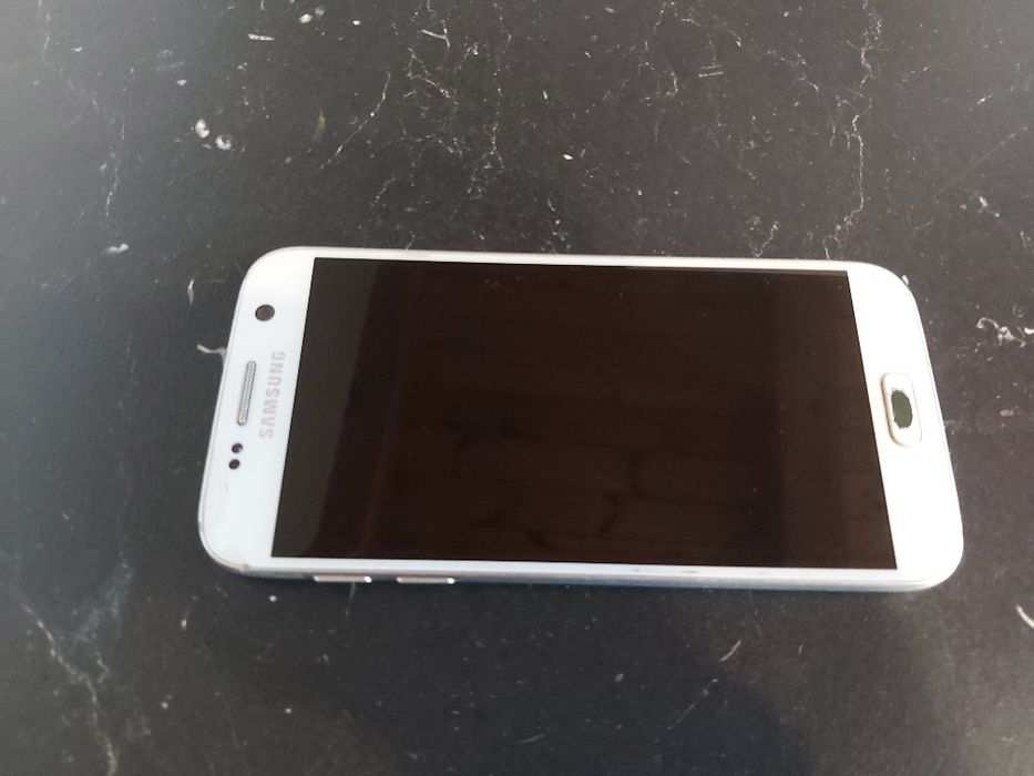 Samsung galaxy s7 biały nie włącza się