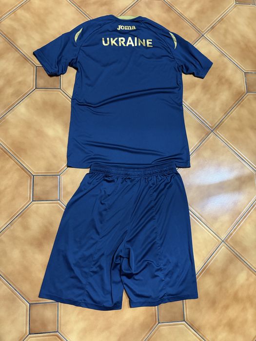 Футбольна форма Joma збірної України