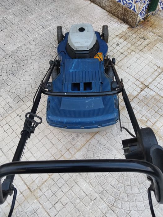 Maq. Cortar relva electrica -1800w