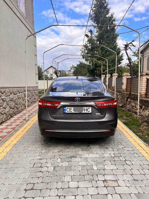 Тойота Авалон Гібрид
