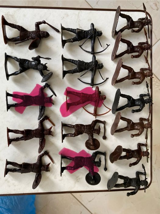 Солдатики египтяне викинги  дзи