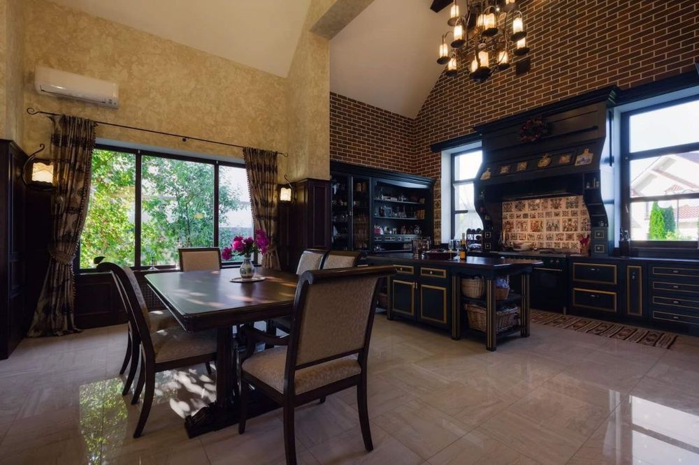 Полная автономнсть! Вилла с собственным SPA  в красивом городке