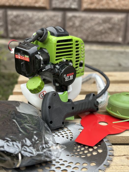 Найлегша бензокоса Bosch Gt 30
