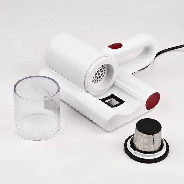 Girmi - usuwa do 99% alergenów i bakterii Sterylizujące światło UV.