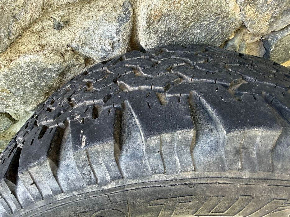 Koła alufelgi VW Amarok 255 55 R18 opony 4x4