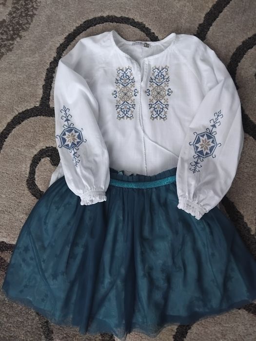 Вишиванка +спідничка