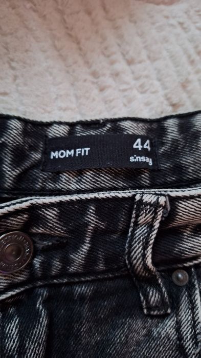Spodnie mom fit Sinsay 44
