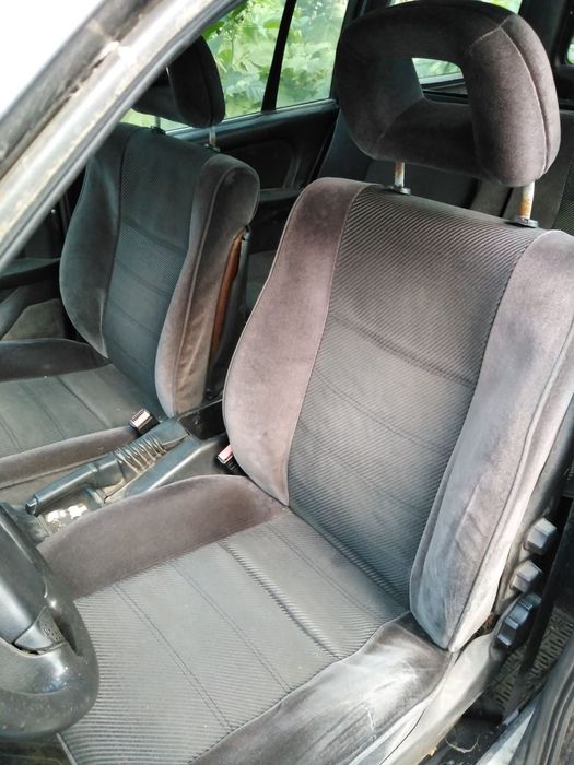 Легковий автомобіль продам