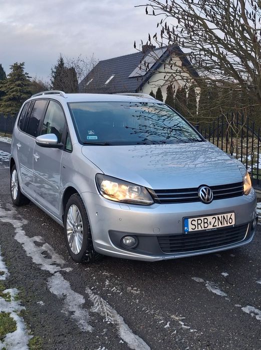 Volkswagen Touran 2.0 Tdi DSG wersja CUP Nowy rozrząd Olej Tracze klocki Tył