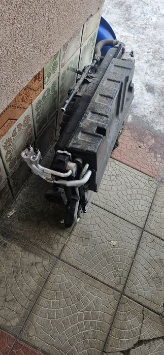 Продам пакет радіаторів на Киа Ниро 2021року Електро