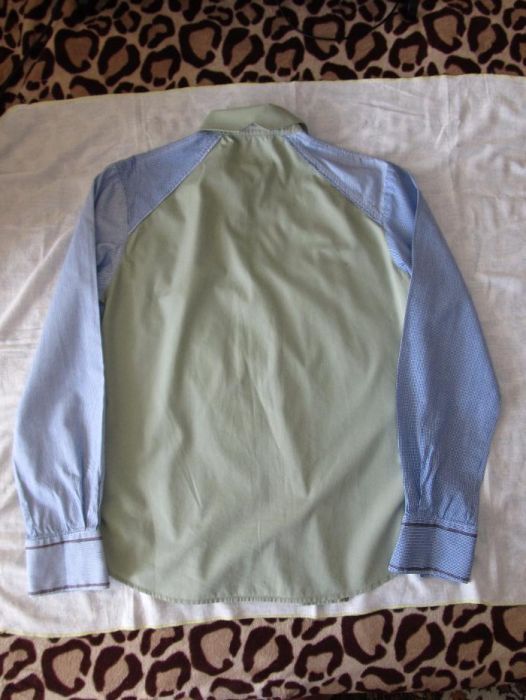 Продам рубашку на мальчика- подростка RAYGUN цвет бежевый + клетка