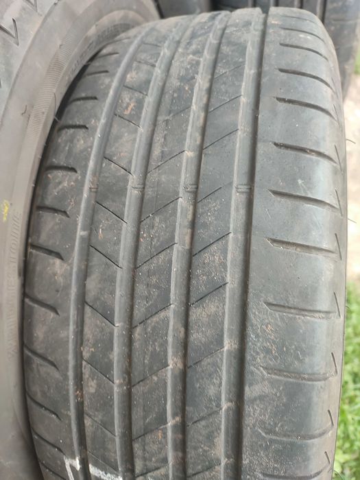 Opony letnie Bridgestone Turanza 215/55R17