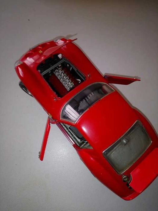 Miniatura Ferrari GTO