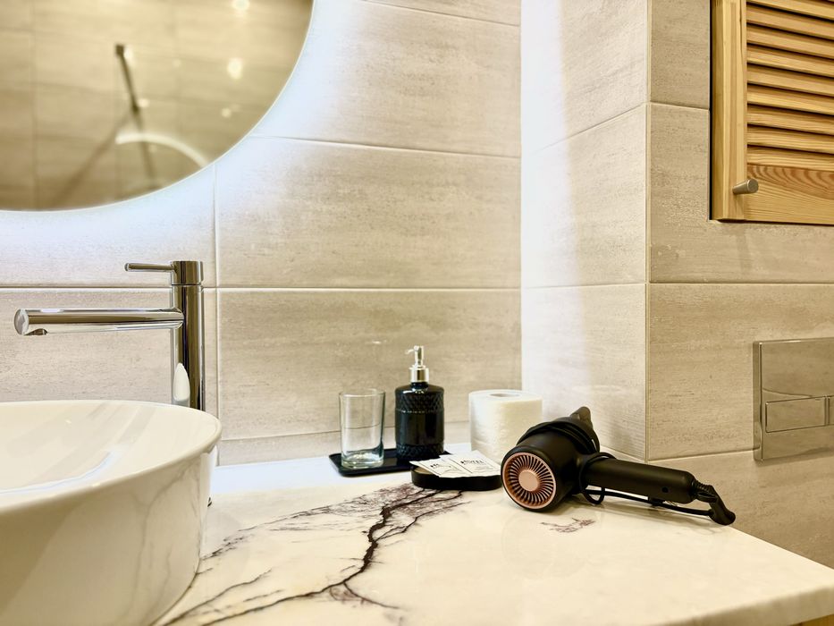 {19}Квартира посуточно подобово автономне опалення метро 23 августа