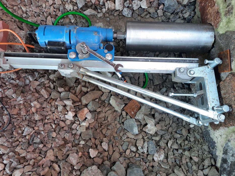 Алмазное сверление-бурение отверстий, резка бетона.