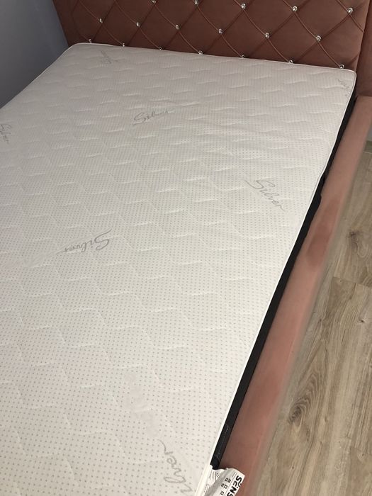 Materac sensit H2 140x200 grubość 23cm stan bdb pianka