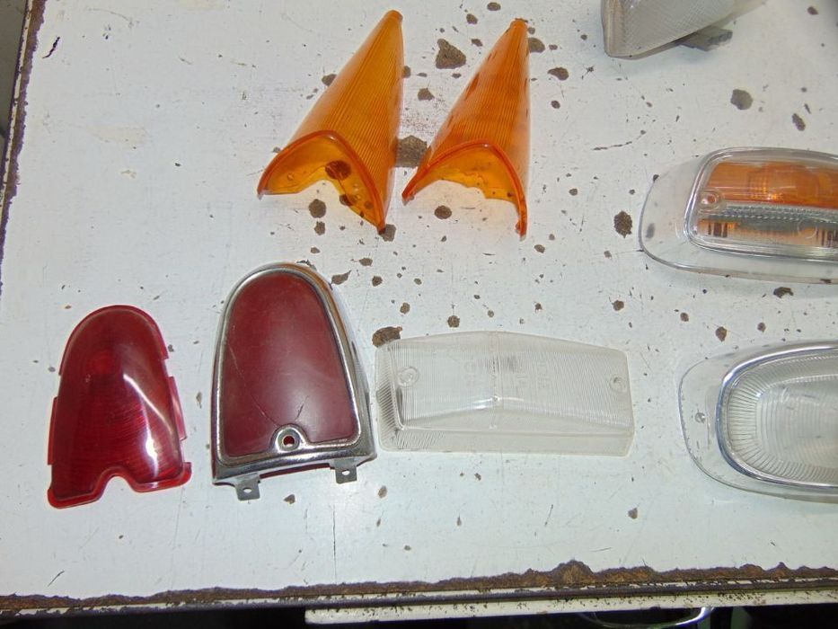 Peugeot antigos farolins