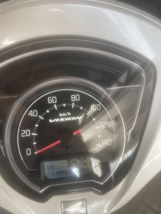 Mota honda 110CC como nova .