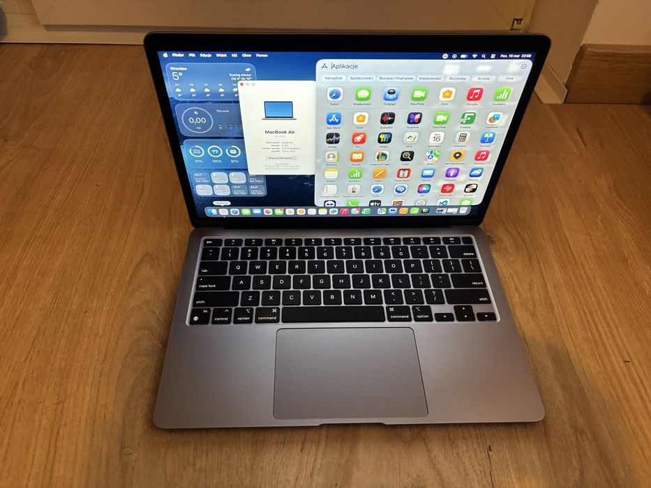 Macbook air m1 8gb ram 256gb dysk space gray