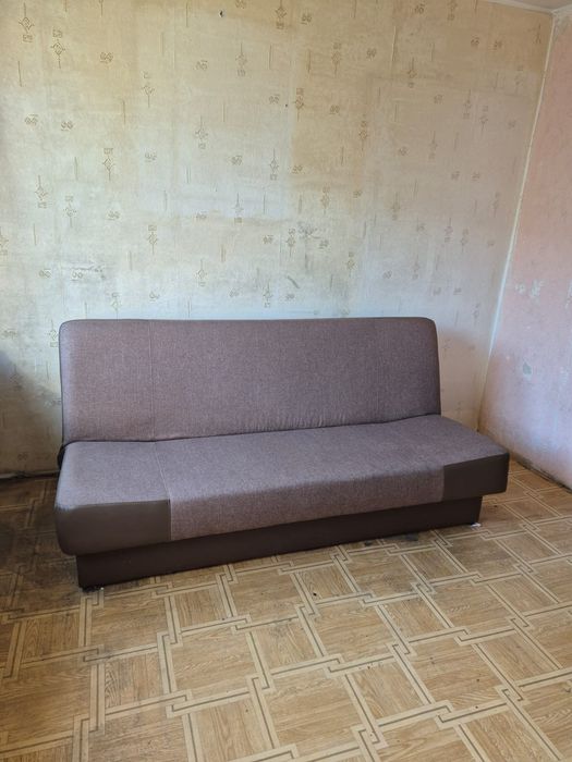 Wersalka ANIA Black Red White