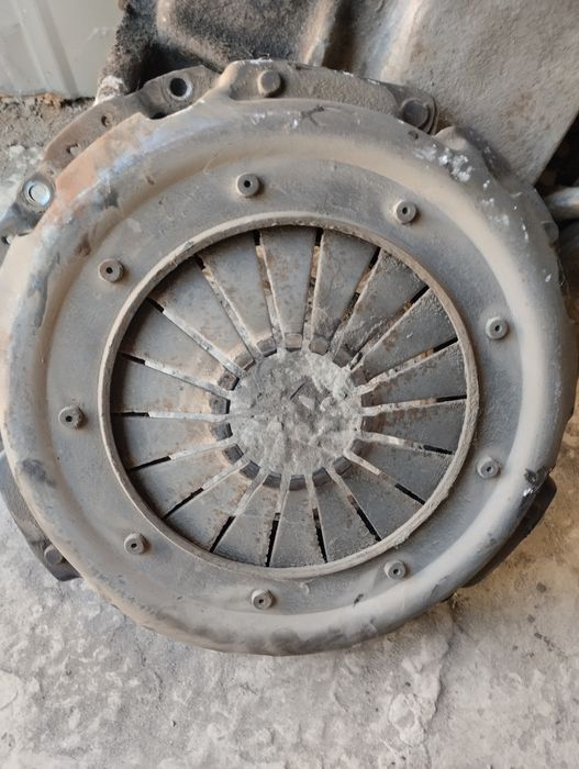 Продам лепестковую корзину  на газ 53