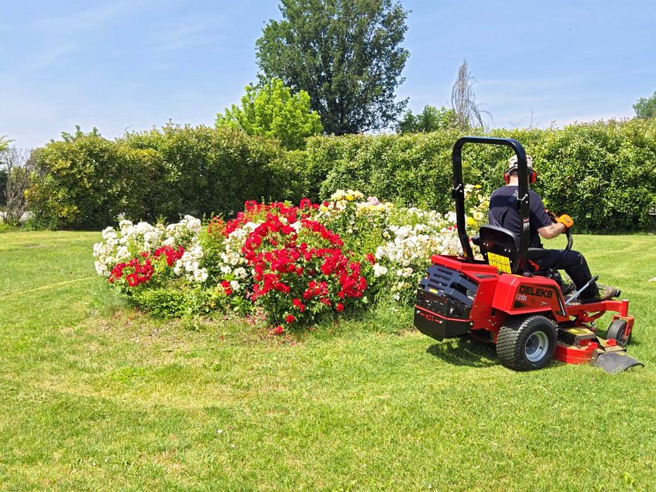 Trator corta-relva DELEKS ZTR-130 - 25cv -Profissional - PORTES GRÁTIS