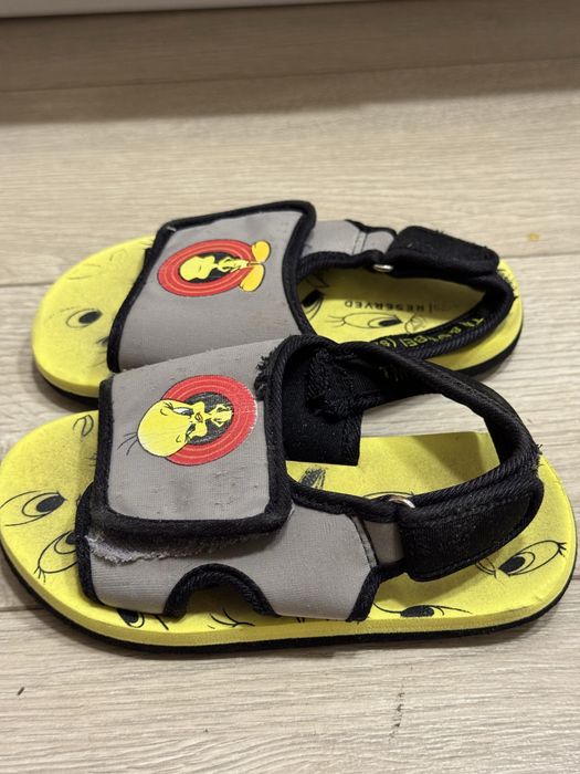 Босоніжки, розмір 24-25