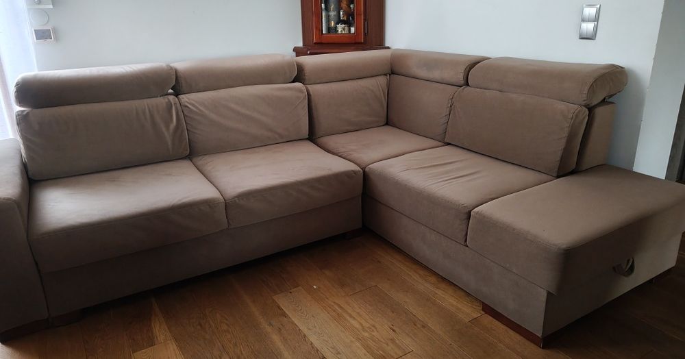 Narożnik  z funkcją spania