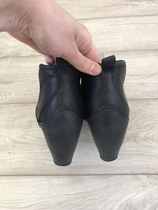 Черевики ECCO 39 р.