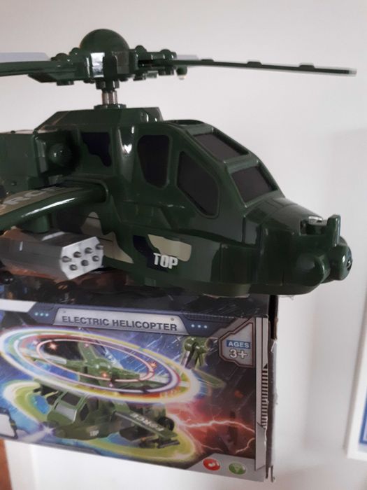 Elektryczny helikopter jak nowy