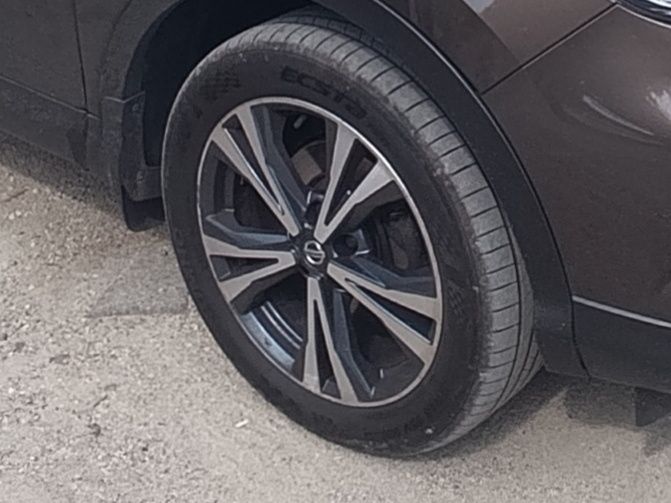 Nissan Qashgai j11 2018  года бензин 2.0 ,автомат,полный привод,