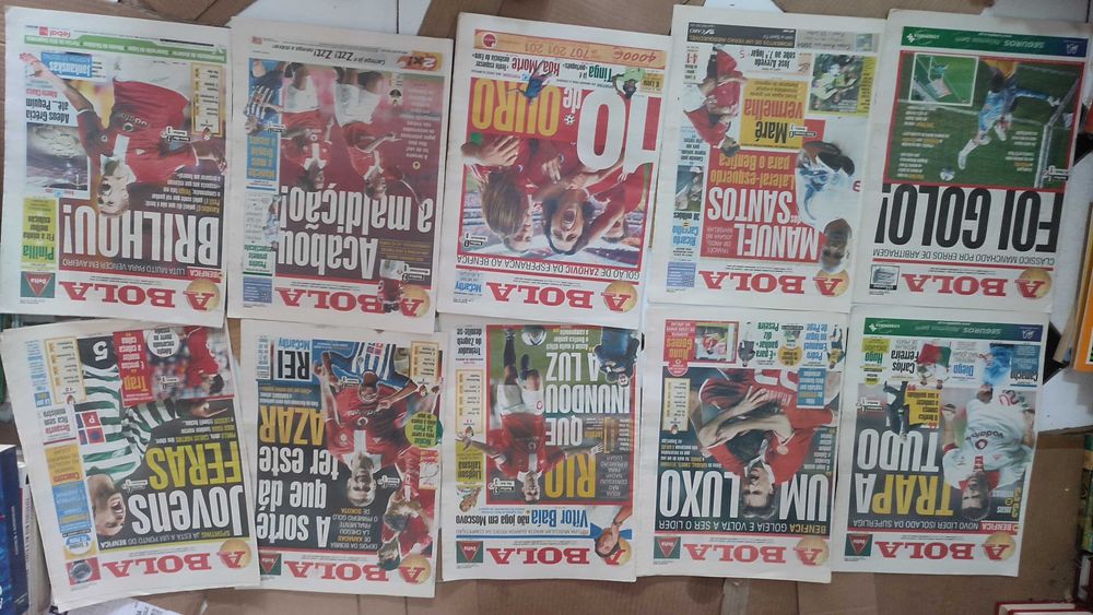 Lote 55 Jornais A Bola Anos 2003/2004/2005