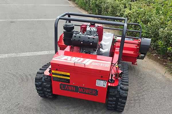 ROÇADEIRA R80 com controle remoto