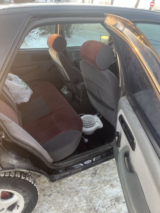 Продам Форд Сиерра можливий обмін на авто з моєю доплатою.