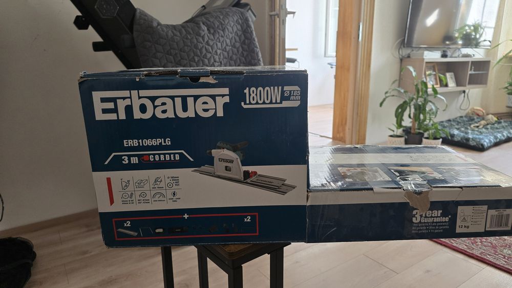 Sprzedam pilarka 1800W z prowadnicą