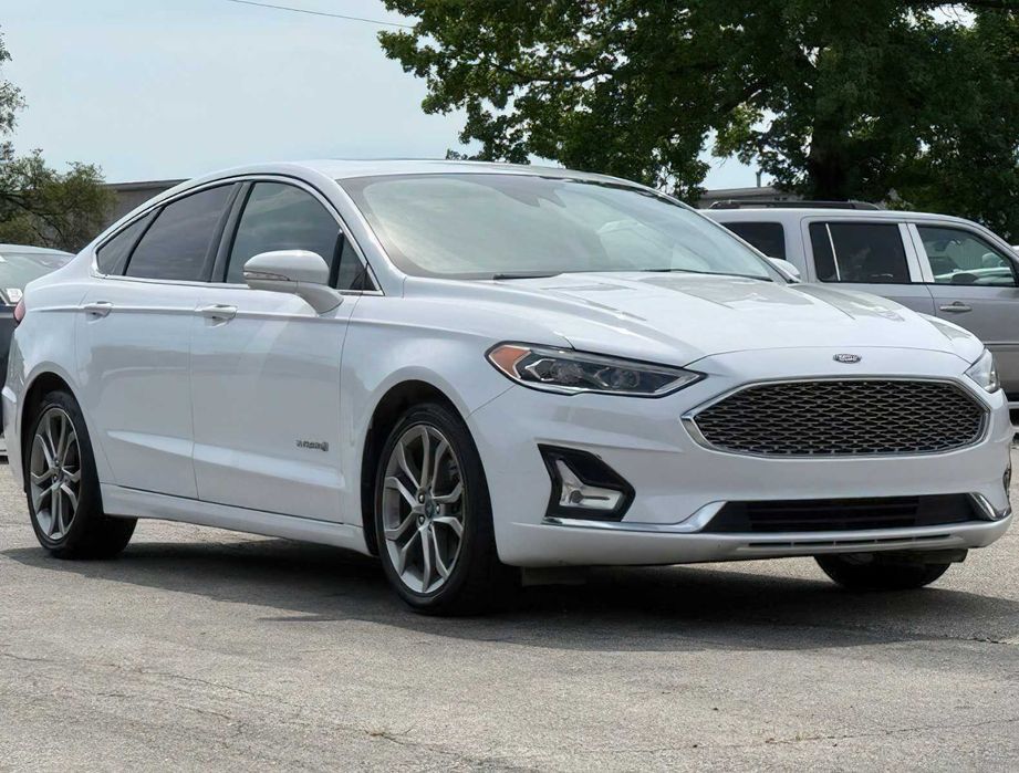 Ford Fusion Titanium      2019