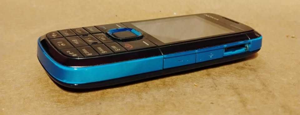 NOKIA 5130 XpressMusic RM- 495 + ładowarka bez simlock