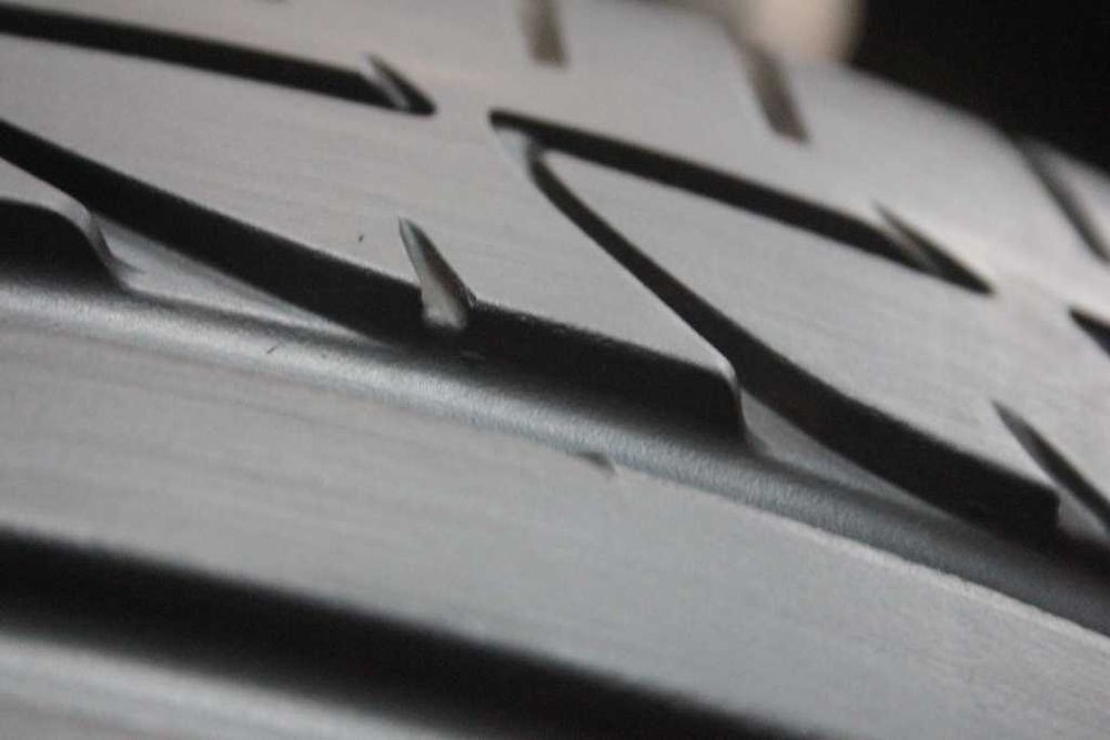 225/40/18 Bridgestone Potenza S001 225/40 R18 92Y XL