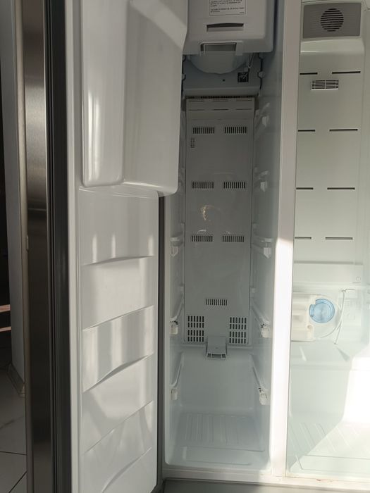 Lodówka beko side by side